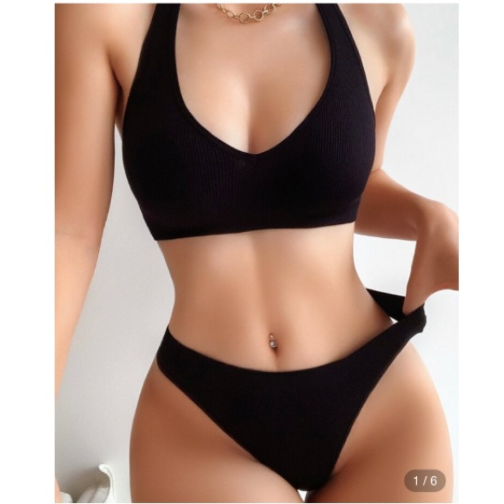 NWOT 2 PEICE SEXY RIBBED PINK BRALETTE AND THONG SET! SO CUTE! 🎈